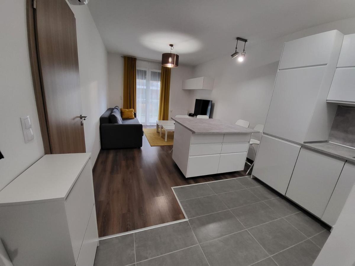 Sdp Marina Apartment Budapest Eksteriør bilde